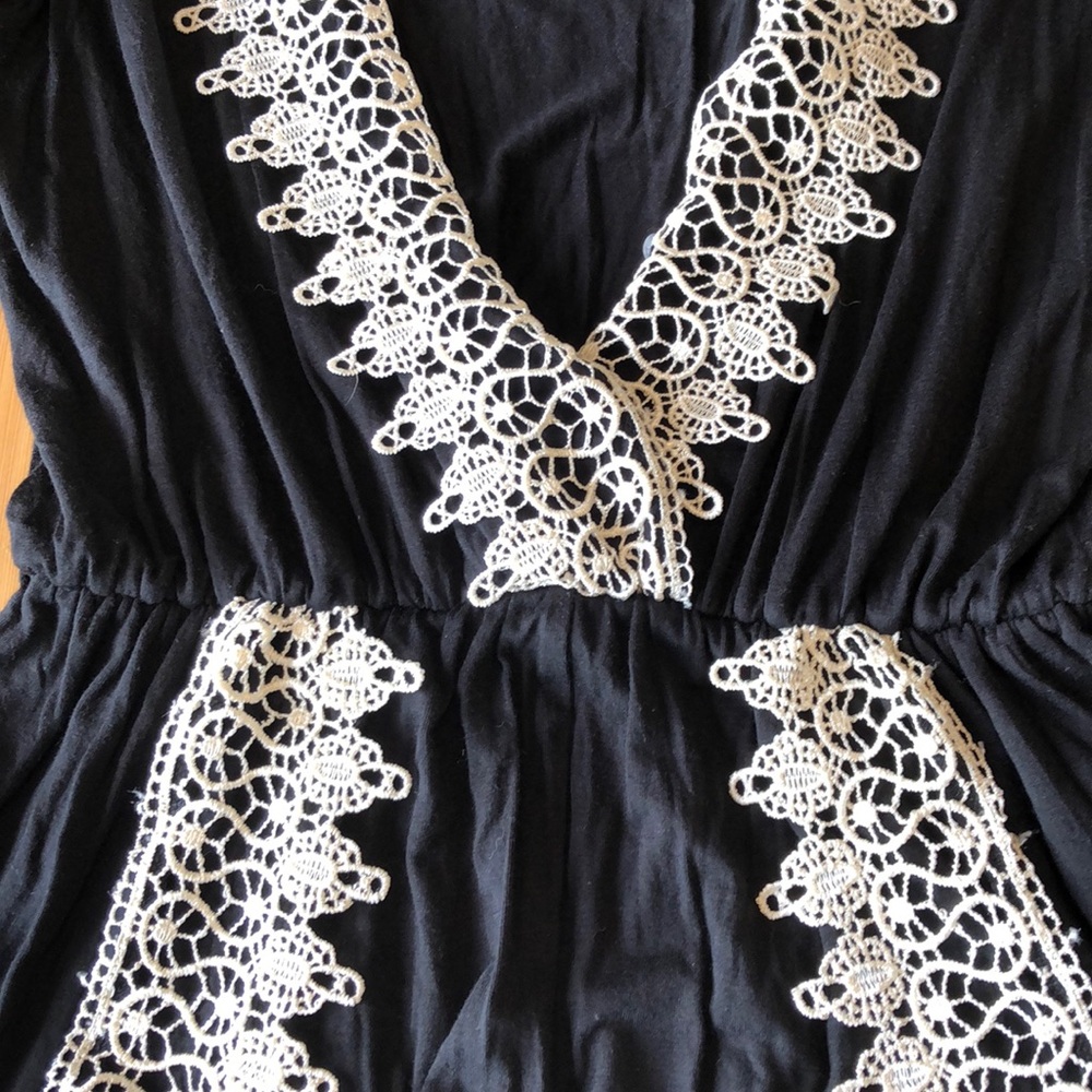 Lace Romper - Picture 2 of 5